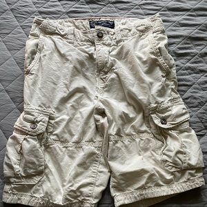 White/Cream Color Vintage Cargo American Eagle